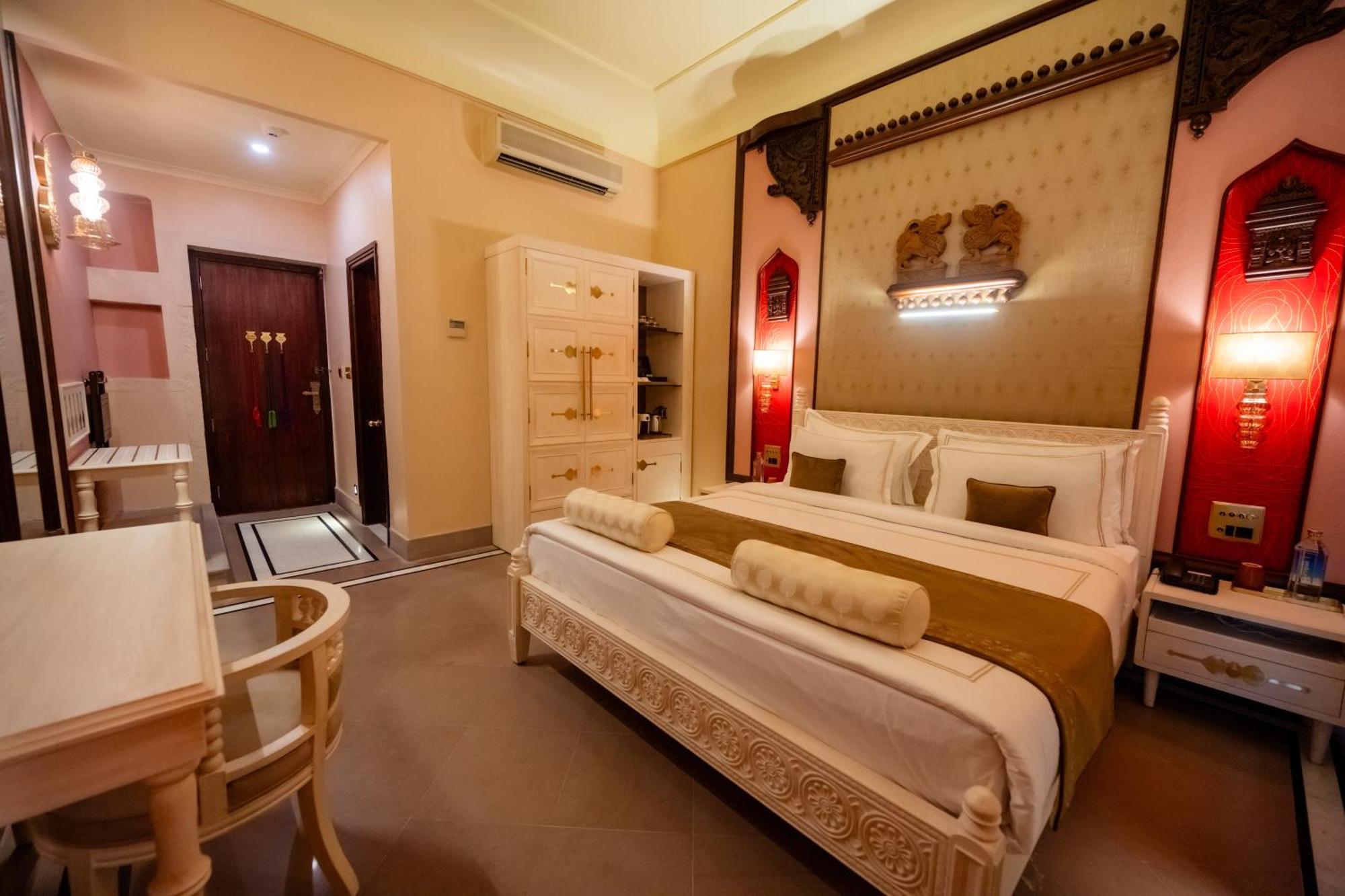 Brijrama Palace, Varanasi - By The Ganges Exterior photo