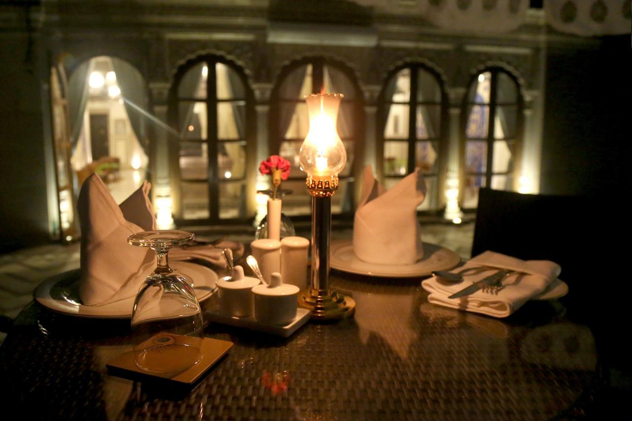 Brijrama Palace, Varanasi - By The Ganges Exterior photo